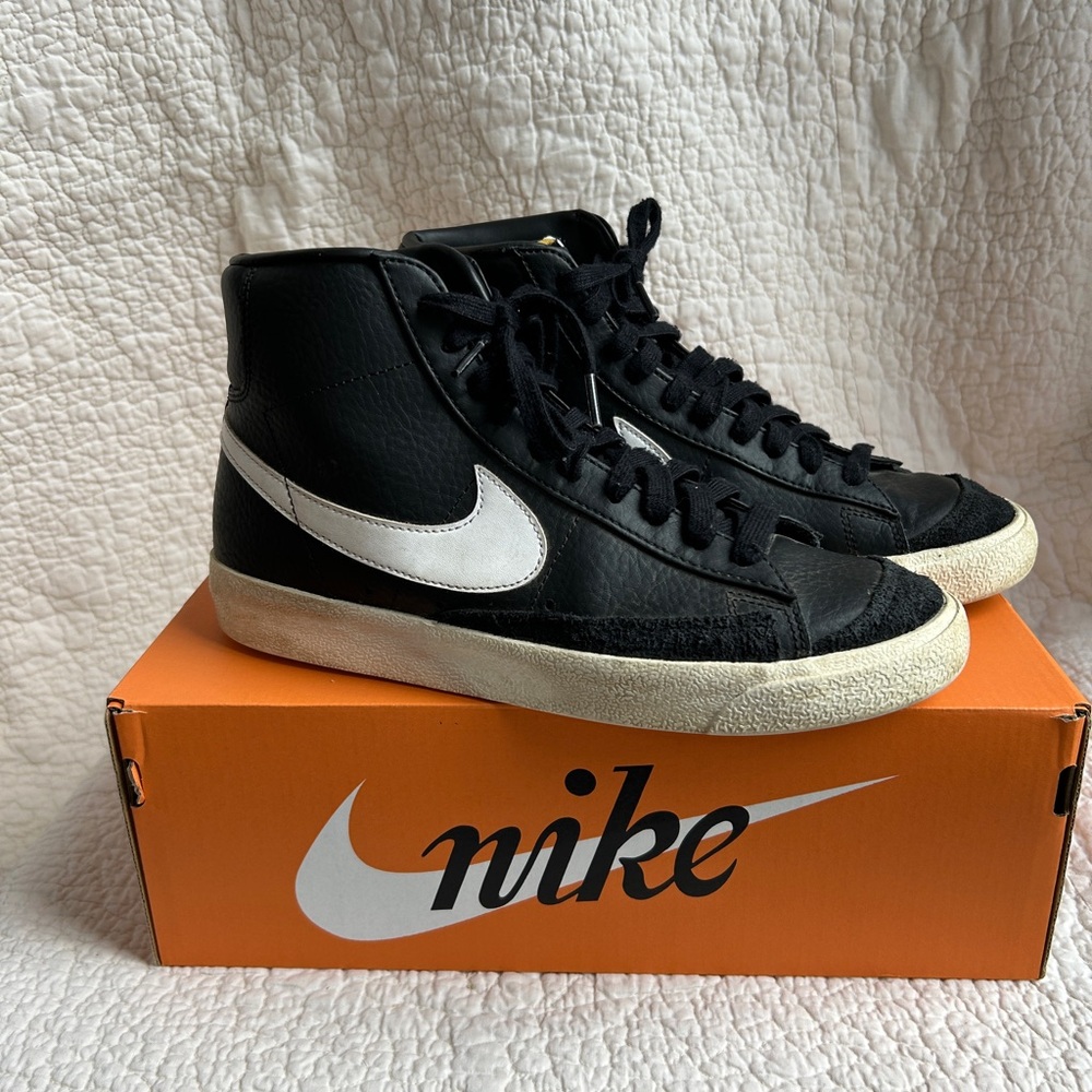 Nike Blazer Mid '77 Vintage Sneakers Size M7